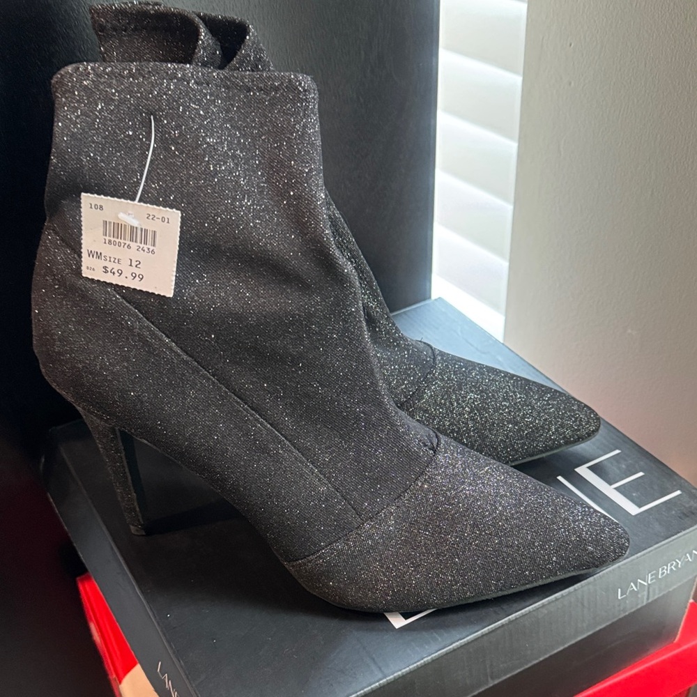 Brash Sparkling Black Heeled Boots